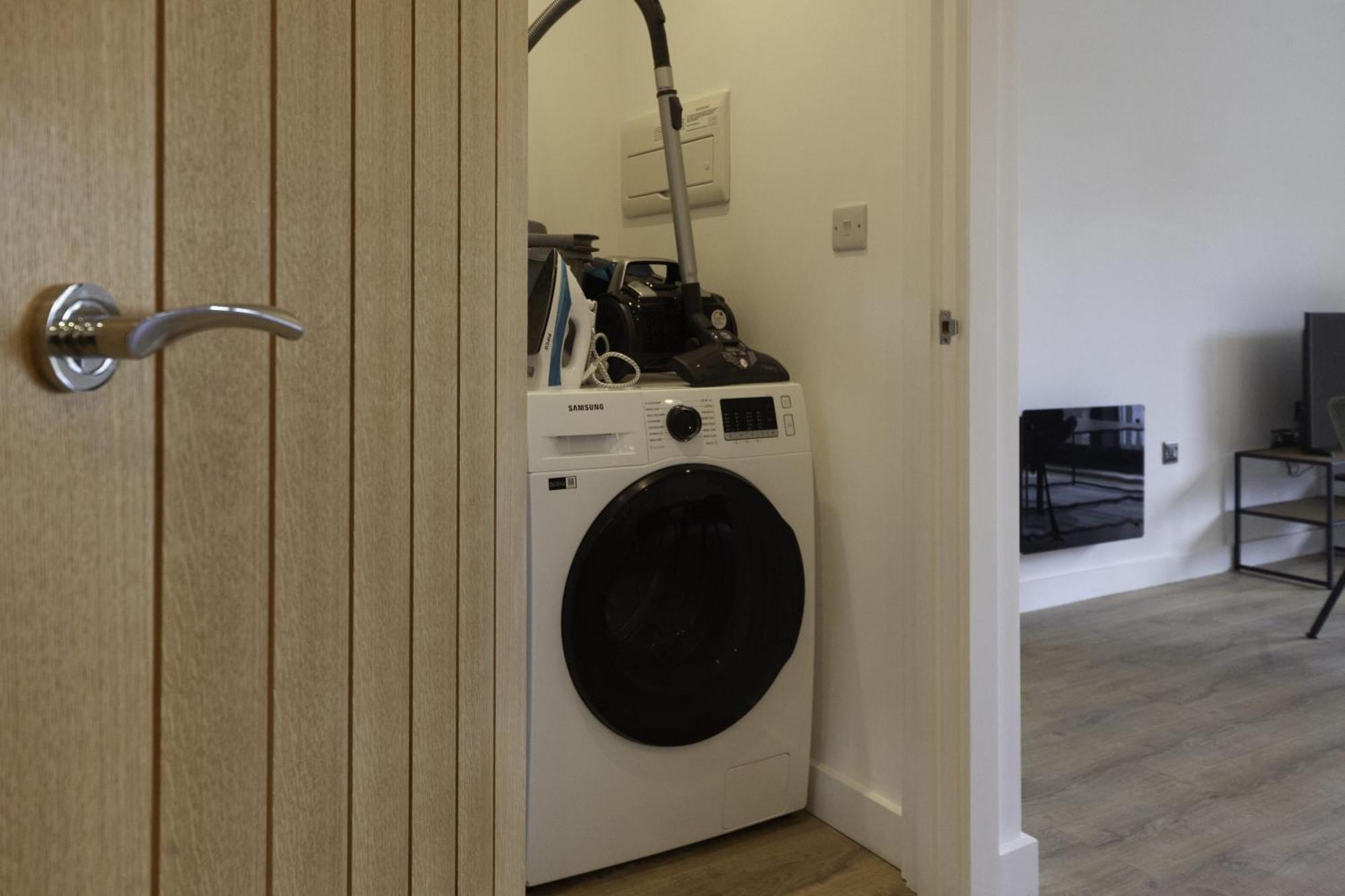 Lovely 2 Bedroom Apartment In Central Ashford Ашфорд Экстерьер фото