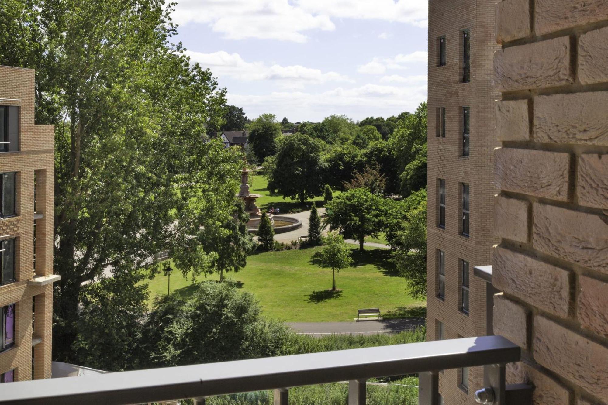 Lovely 2 Bedroom Apartment In Central Ashford Ашфорд Экстерьер фото